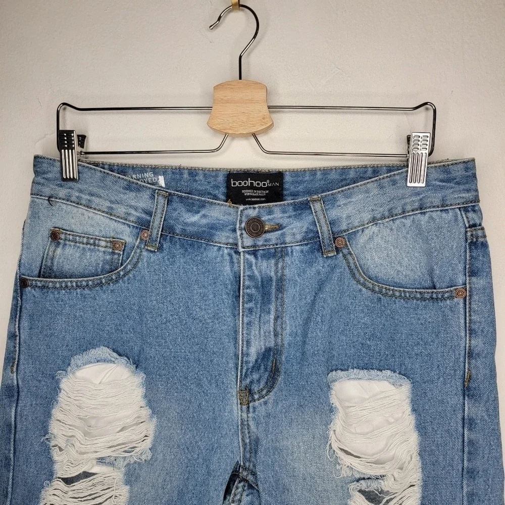 BOOHOO MAN Shorts Denim Distressed Men's 32 Preppy Light Blue Slim Jean Bermudas